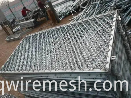 Defensive Bastion Razor Wire Galvanized PVC Coated Galvanized Stainless Steel Concertina Barbed Razor Wire Militar Prison Fence Anti-Theft Guardrail Roll Wire